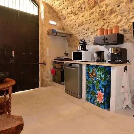 Antonia's House - Old Town Homestay szállás Réthimno