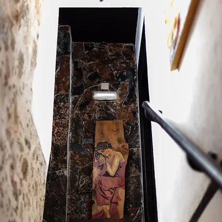 Antonia's House - Old Town Homestay *