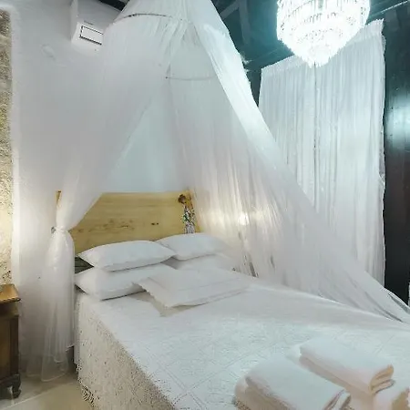 Antonia's House - Old Town