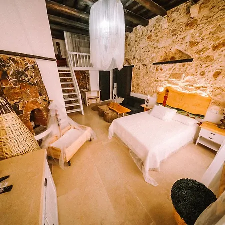 Antonia's House - Old Town Homestay