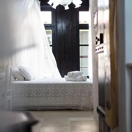 Antonia's House - Old Town *