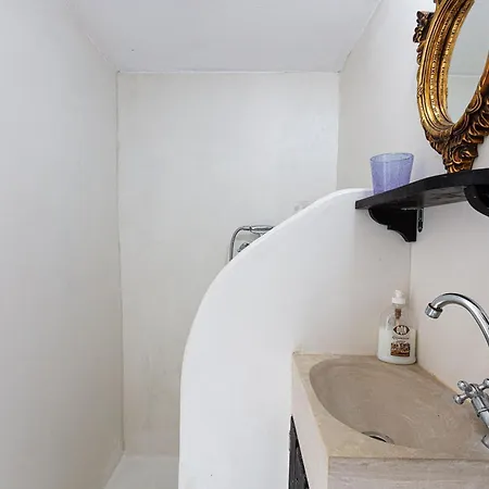 Antonia's House - Old Town בית אירוח