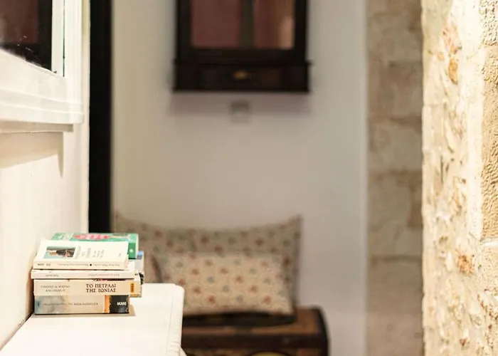 Antonia's House - Old Town Homestay *